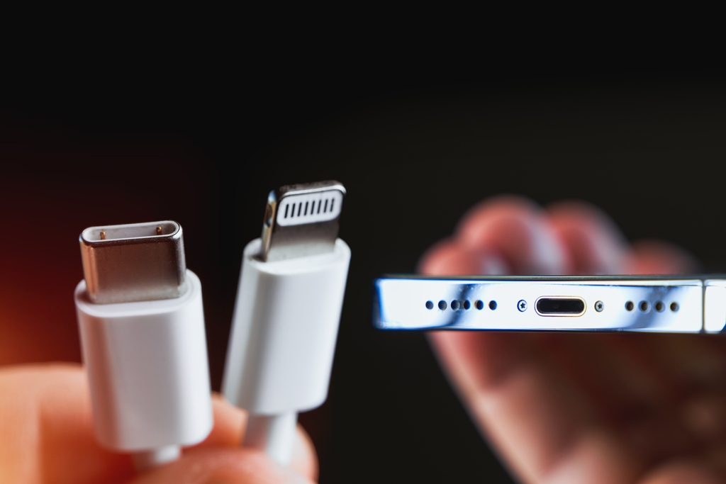 Transición de Apple a USB-C. Nuevo modelo para iPhone con cable estandarizado 