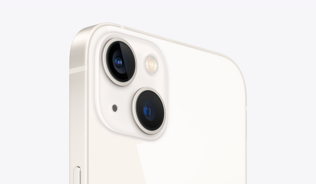 Cámaras del iPhone 14 en color blanco estelar. 