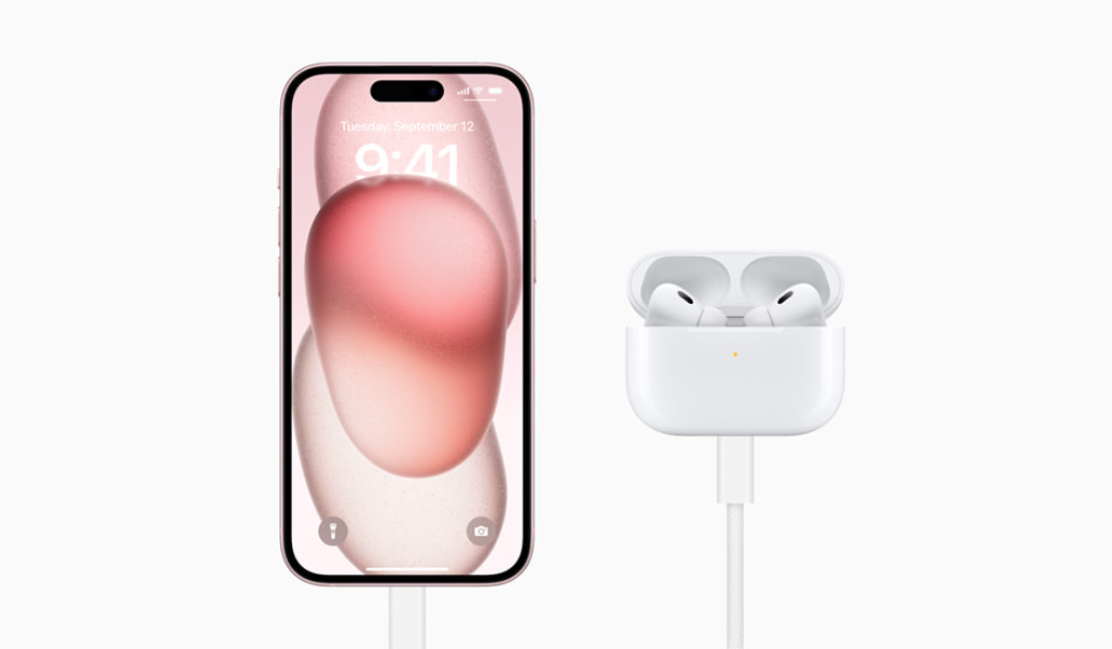  El nuevo conector USB-C ofrece a los usuarios alternativas más flexibles de carga, ya que incluso permite cargar los AirPods directamente con cualquier modelo de la línea del iPhone 15.