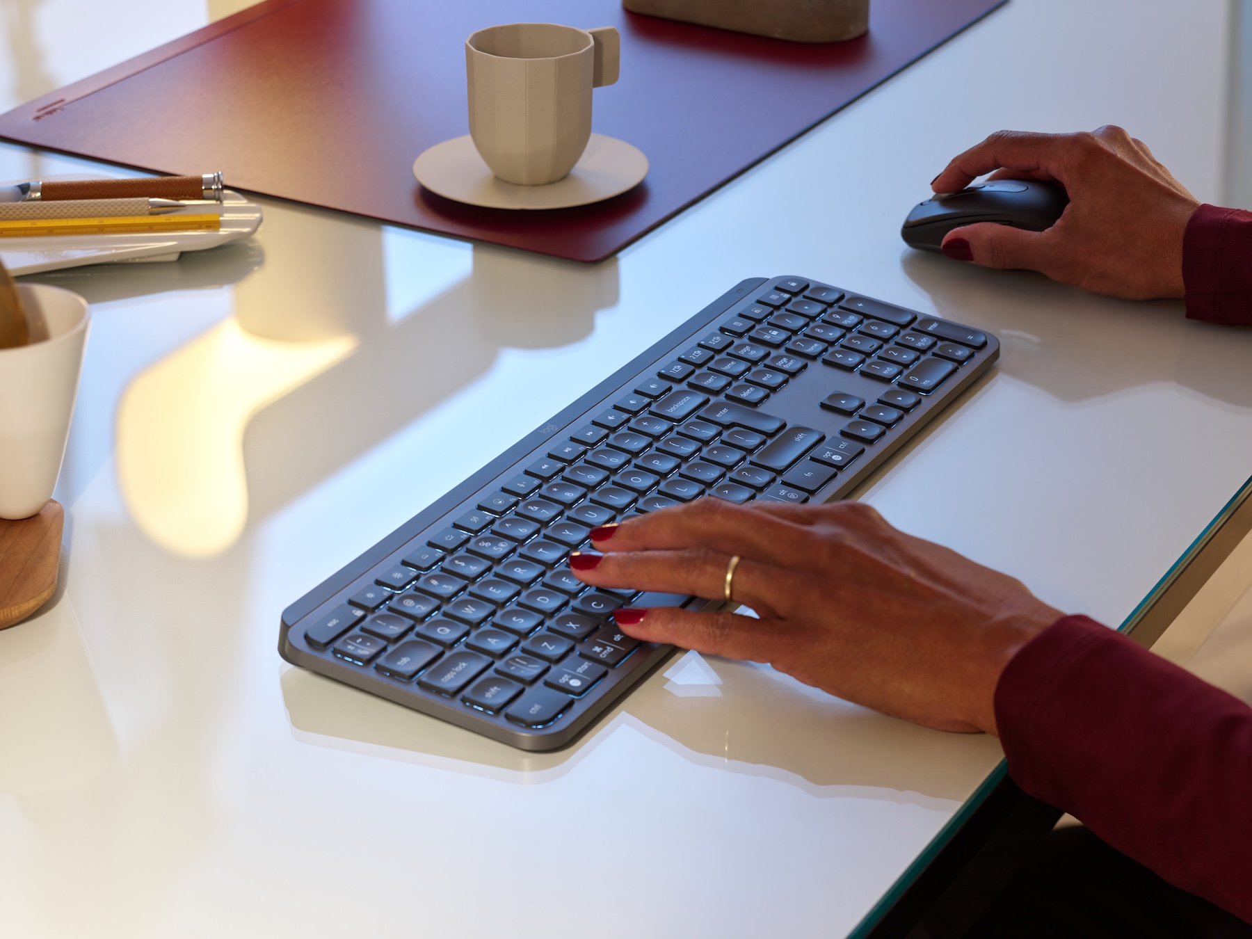 Logitech MX Keys S: elegancia, comodidad y seguridad